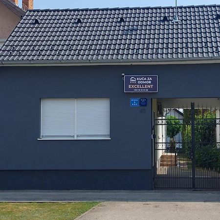 Apartman Excellent - Kuca Za Odmor U Zupanji -Natkriveno Parkirno Mjesto 주파나 외부 사진
